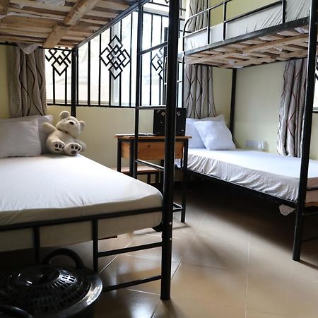 Pearl Lulu Modern Bnb Homestay Νταρ ες Σαλάμ Δωμάτιο φωτογραφία