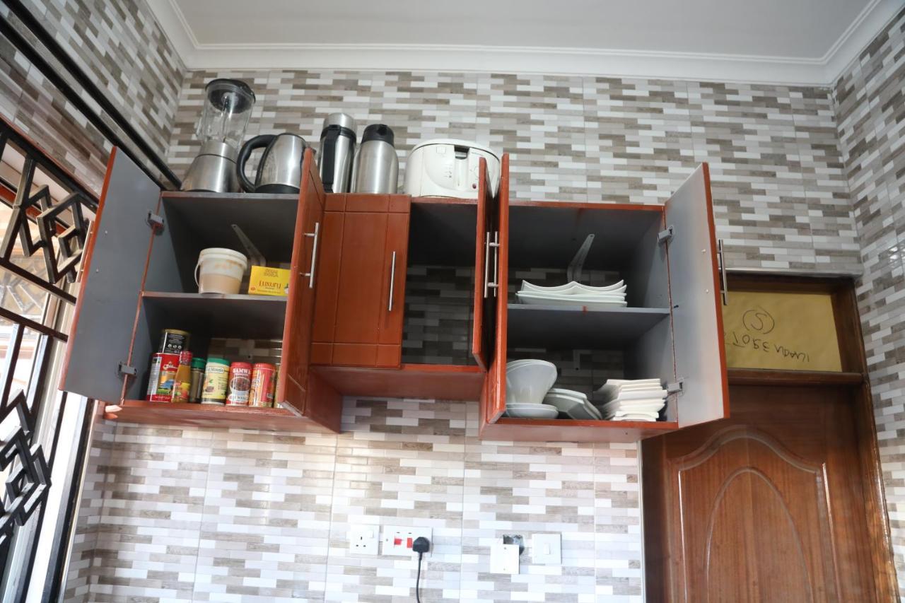 Pearl Lulu Modern Bnb Homestay Νταρ ες Σαλάμ Εξωτερικό φωτογραφία