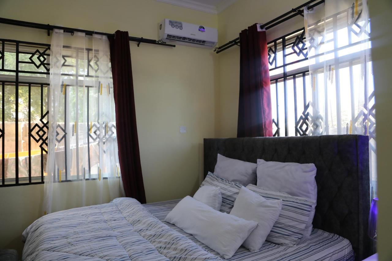 Pearl Lulu Modern Bnb Homestay Νταρ ες Σαλάμ Εξωτερικό φωτογραφία