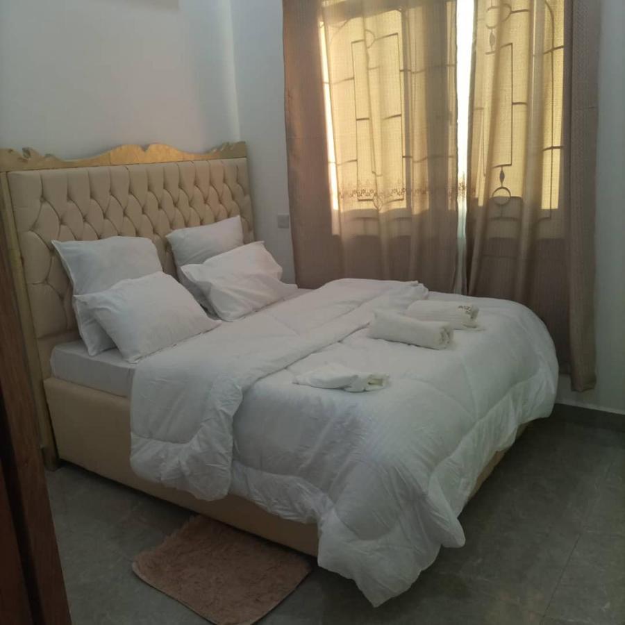 Pearl Lulu Modern Bnb Homestay Νταρ ες Σαλάμ Εξωτερικό φωτογραφία